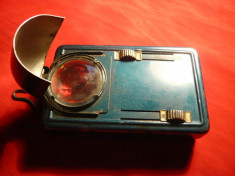 Lanterna veche Militara sau CFR ,cu filtru de lumina rosu si albastru , interbelica foto