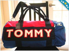 100% AUTENTIC - Geanta TOMMY HILFIGER - Geanta Sport Fitness Sala TOMMY HILFIGER Duffle - Geanta Barbati - Geanta Originala TOMMY HILFIGER foto