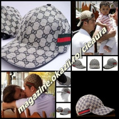 SAPCA GRI BARBATI BUMBAC MONOGRAME FIRMA BRAND GUCCI AGREATA de CRISTIANO RONALDO MASURA UNIVERSALA DIMENSIUNE REGLABILA SISTEM INCHIDERE SEPCI UNISEX foto