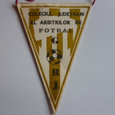 Fanion fotbal - Colegiul judetean al arbitrilor Gorj - Targu Jiu 1984