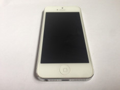 Apple iPhone 5 16GB White ALb Impecabil CA NOU Decodat in Orice Retea (citeste descrierea) !!! foto