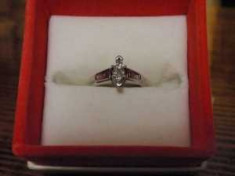 Inel de logodna cu diamante din aur alb 14K foto
