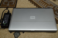 Laptop Fujitsu Siemens AMILO Xi 1554 17&amp;quot; rezolutie 1920x1200 foto