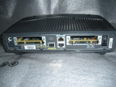 Router Cisco 1721, cu alimentator original si flash de 32 MB foto