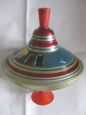 JUCARIE TABLA OZN DIN ANII 80 foto