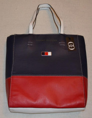 POSETA DAMA TOMMY HILFIGER , GEANTA DAMA TOMMY HILFIGER, MADE IN ITALY, Replica, Cadou parfum 20 ml,CALITATE GARANTATA foto