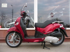 kymco people 250 foto