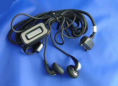 Handsfree NOKIA HS-31 STEREO Originale Editie Limitata 6234, 6111, 7360, 7370, 7373, 7600, 7610, 7700, 7710, 9300, 9300i, 9500, E50, E60, N70 foto