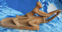 Statueta ceramica, lupta cu crocodilul, Africa, handmade foto