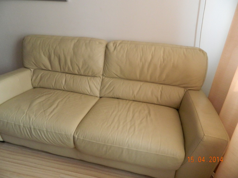 Canapea din piele ecologica, crem, Canapele fixe | Okazii.ro
