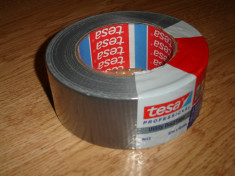 Banda adeziva,duct tape Tesa foto