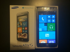 Samsung Ativ S i8750 SH foto