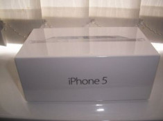 Telefon mobil Apple iPhone 5, 16GB, White NEVERLOCKED foto