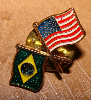 PIN / INSIGNA STEAGURI U.S.A.-BRAZILIA foto