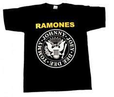 Tricou Ramones &amp;amp;quot; hey ho let&amp;#039;s go &amp;amp;quot; foto