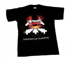 Tricou Metallica &amp;amp;quot; master of puppets &amp;amp;quot; foto