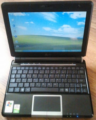 Vand notebook Asus EeePC 901, in stare perfecta, cu 2gram husa, totul impecabil. NU FAC SCHIMB foto