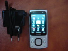 Nokia 6700 slide foto