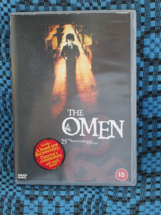 THE OMEN 1976 (cu GREGORY PECK) - film DVD (original din ANGLIA, in stare IMPECABILA!!!)