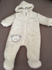 Combinezon bebelusi 0-3 luni alb cu ursulet nou foto