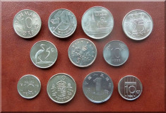 Colectie Lot 11 monede diferite MICI (din 9 tari) - a.UNC + NECIRCULATE! foto