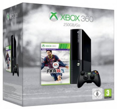 Consola Xbox 360 250GB + FIFA 14 foto