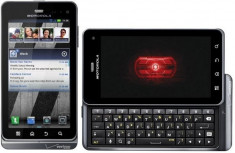 Smartphone ieftin android Motorola Droid 3 Razr touch qwerty foto