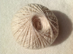 Fir de tricotat sau crosetat - bumbac 100%, mercerizat , alb unt natur foto