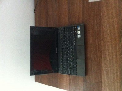 Lenovo S10-3 Notebook - 120 GB SSD 2 GB RAM foto