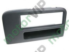 Rama adaptoare bord pentru montare CD-player / casetofon auto Volvo S80 M463166 foto