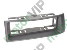 Rama adaptoare bord pentru montare CD-player / casetofon auto Renault Megane/Scenic M463151 foto