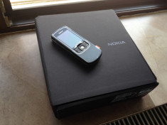 Nokia 8600 Luna - NOU - SIGILAT - ORIGINAL - 0 MINUTE - 8800 foto