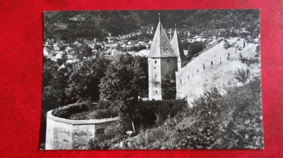CP - Vedere - Sighisoara - Turnul si bastionul macelarilor - necirculata foto