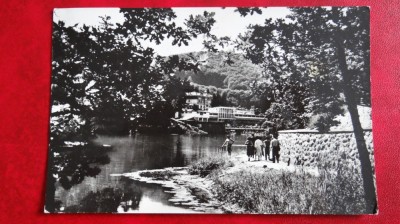 CP - Vedere - RPR - Sovata - Pe malul lacului Ursu - circulata 1963 foto