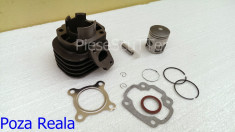 Kit cilindru / Set Motor + Piston + Segmenti Scuter Malaguti F10 / F12 / F15 / Centro / Ciak ( 2T / 65cc / Racire Aer ) foto