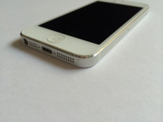 Apple iPhone 5 16GB White ALB in Stare F Buna DECODAT In Orice Retea Okazie !!! foto
