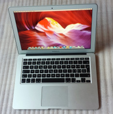 Apple Macbook Air 13&amp;quot; 2014 NOU Garantie - i5 - 4 GB - SSD 256 GB foto