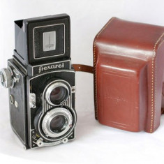 Meopta - Flexaret VI (aparat foto de colectie) + accesorii originale (toc, protectie lentile) foto