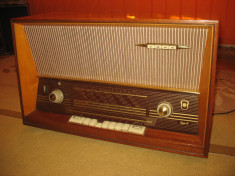 Radio vintage cu lampi ELPROM Typ S foto