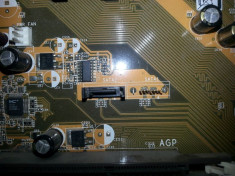 Placa de baza socket 754 ASUS K8N DDR 400 AGP SATA foto