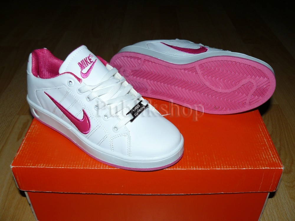 Adidasi Nike Factory New Model Dama!!! alb/roz | arhiva Okazii.ro