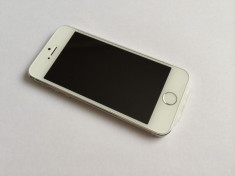 Apple iPhone 5S 16GB Silver White Nou Nefolosit 0Min Neactivat NEVERLOCKED ! foto