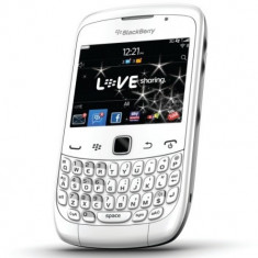 BLACKBERRY 9300 WHITE NOI, SIGILATE, NEBLOCATE, OPTIONAL BLACKBERRY PRESENTER !!! foto