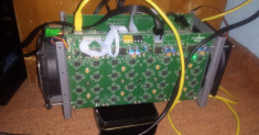 Antminer s1 180 gh/ s bitcoin - asic foto