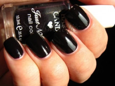 OJA NEAGRA HARD CANDY JUST NAILS NAIL COLOR foto