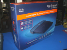 Router Wireless Dual-Band N600 Linksys EA2700 foto