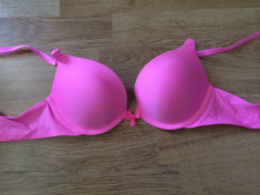 ~~~ Sutien Victoria&amp;#039;s Secret, marime 70B, nou, 80 lei ~~~ foto