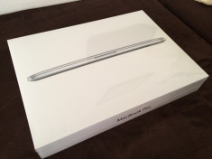 Macbook Pro Retina 13 2014 i5 2.6 GHz | 8GB DDR3L | 256GB SSD | Intel Iris GPU | MGX82LL/A | Sigilat SUA foto