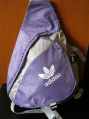 RUCSAC ADIDAS -SCOALA,DRUMETII ETC,SUPER PRET,NU SE CURATA SCRISUL!!! foto