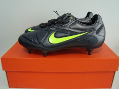 Ghete originale de fotbal Nike Mens CTR360 Maestri II SG + cadou - Profesionale - Marimea 40 foto